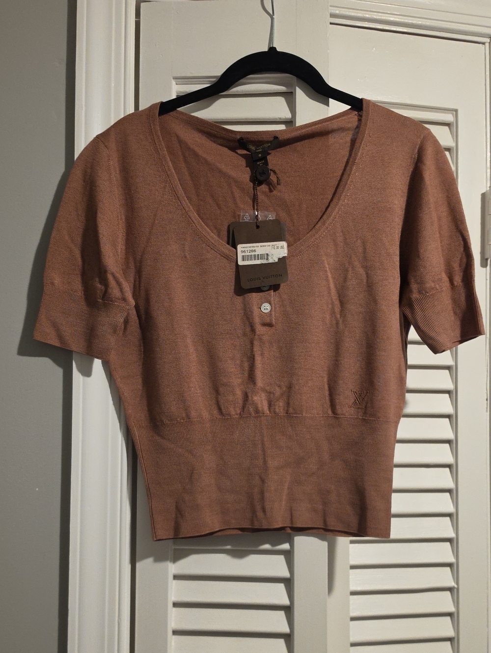 Brand New with Tag - Louis Vuitton Short Sleeve Scoop Crop Top - Dusty Mauve